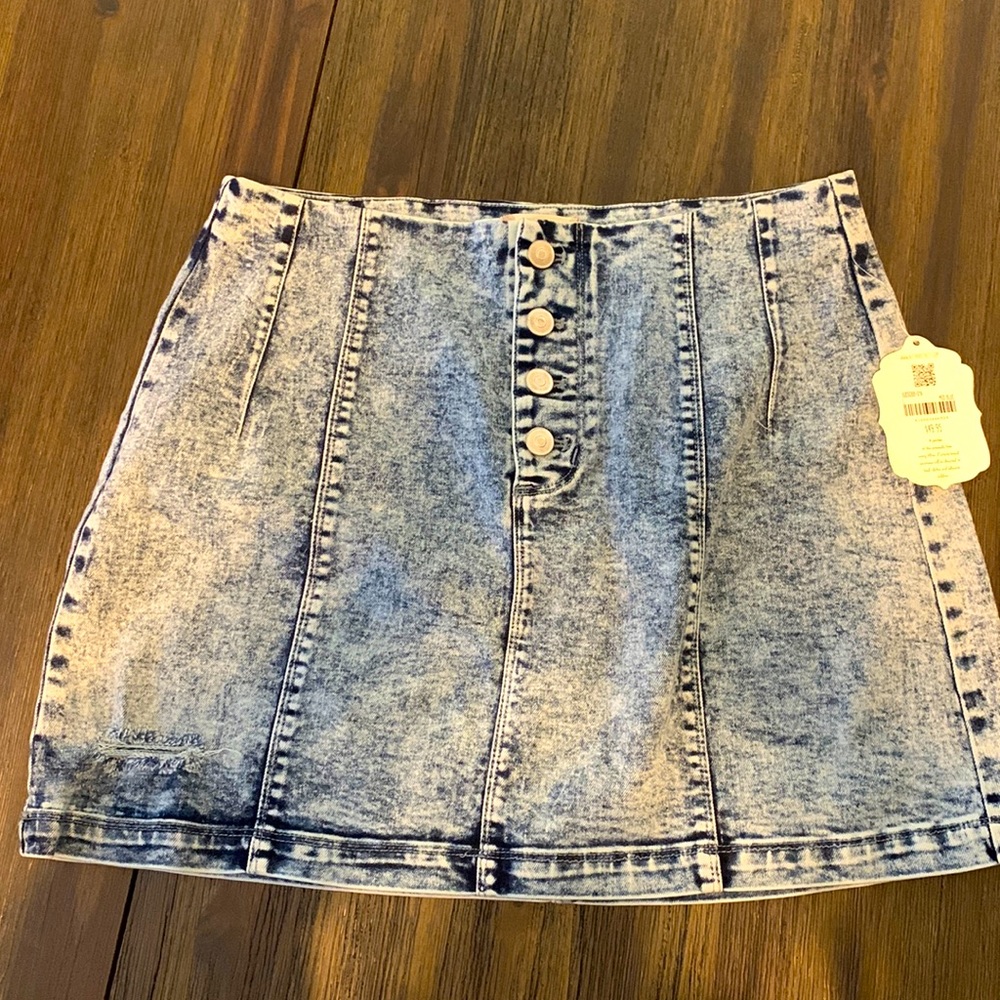 Altar’d State denim skirt Med NWT